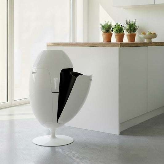 Ovetto Lacoque Bianco - modello in ABS proposto senza schiacciabottiglie superiore