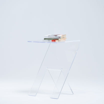 Zylhos Transparent – Design-Beistelltisch