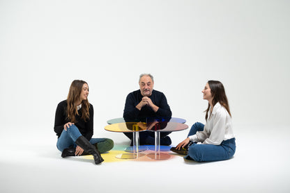 Kaleido Crescent Transparent mit grünem Layer – Design-Beistelltisch