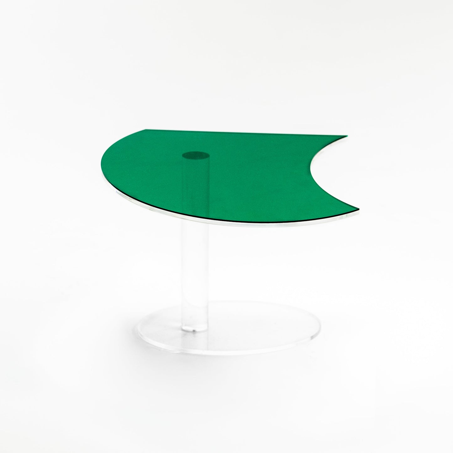 Kaleido Crescent Transparent mit grünem Layer – Design-Beistelltisch